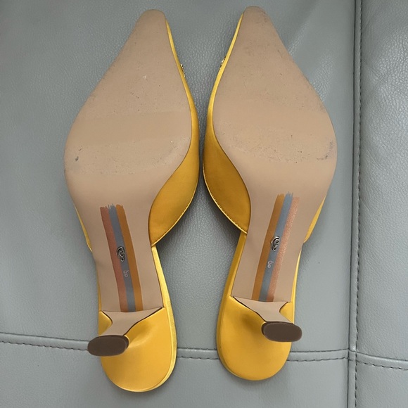 Sam Edelman Yellow Mules with Gold Buckle - Picture 4 of 5